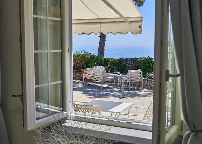 To Be Capri Sea View Rooms